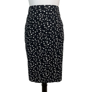 J. Crew Skirt sz 6 Petite Black White Floral Straight Pencil Knee Church Casual